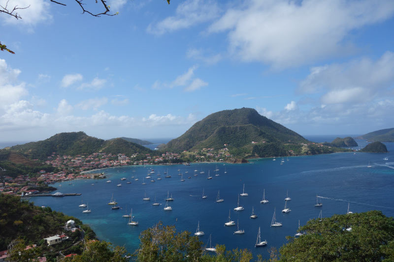 Vue sur le chameau, point culminant de l'île / DSC04548.JPG DSC04548.JPG
